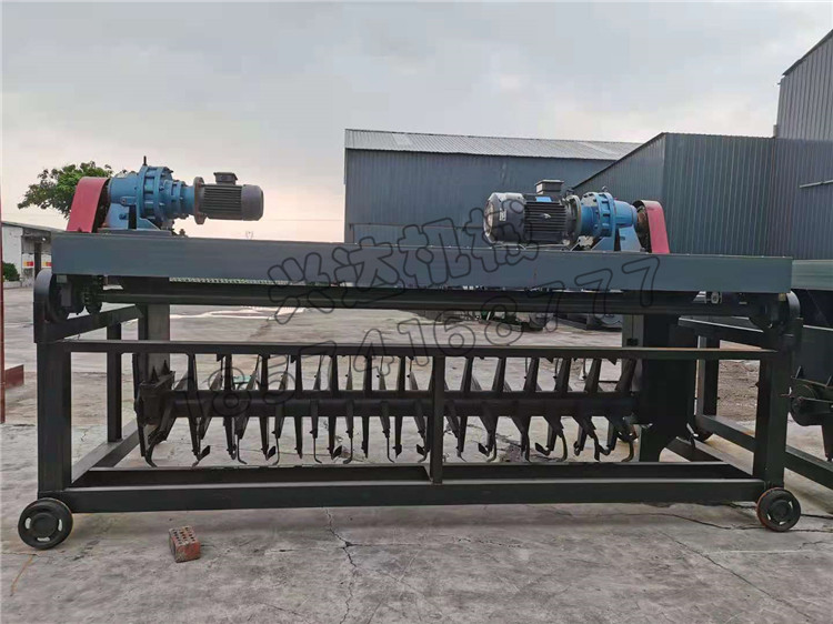 生物有機(jī)肥槽式翻拋機(jī)