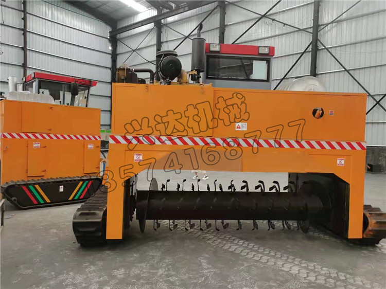 糖廠濾泥履帶翻拋機